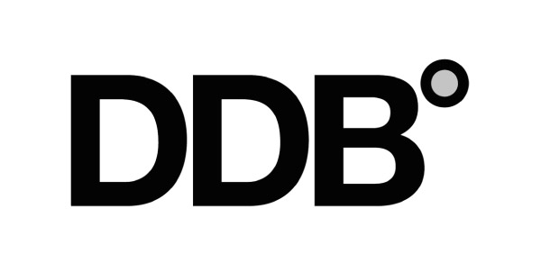 Logo de DDB